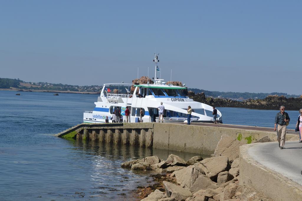 Gite Des Gardiens De Phare Lézardrieux Rom bilde
